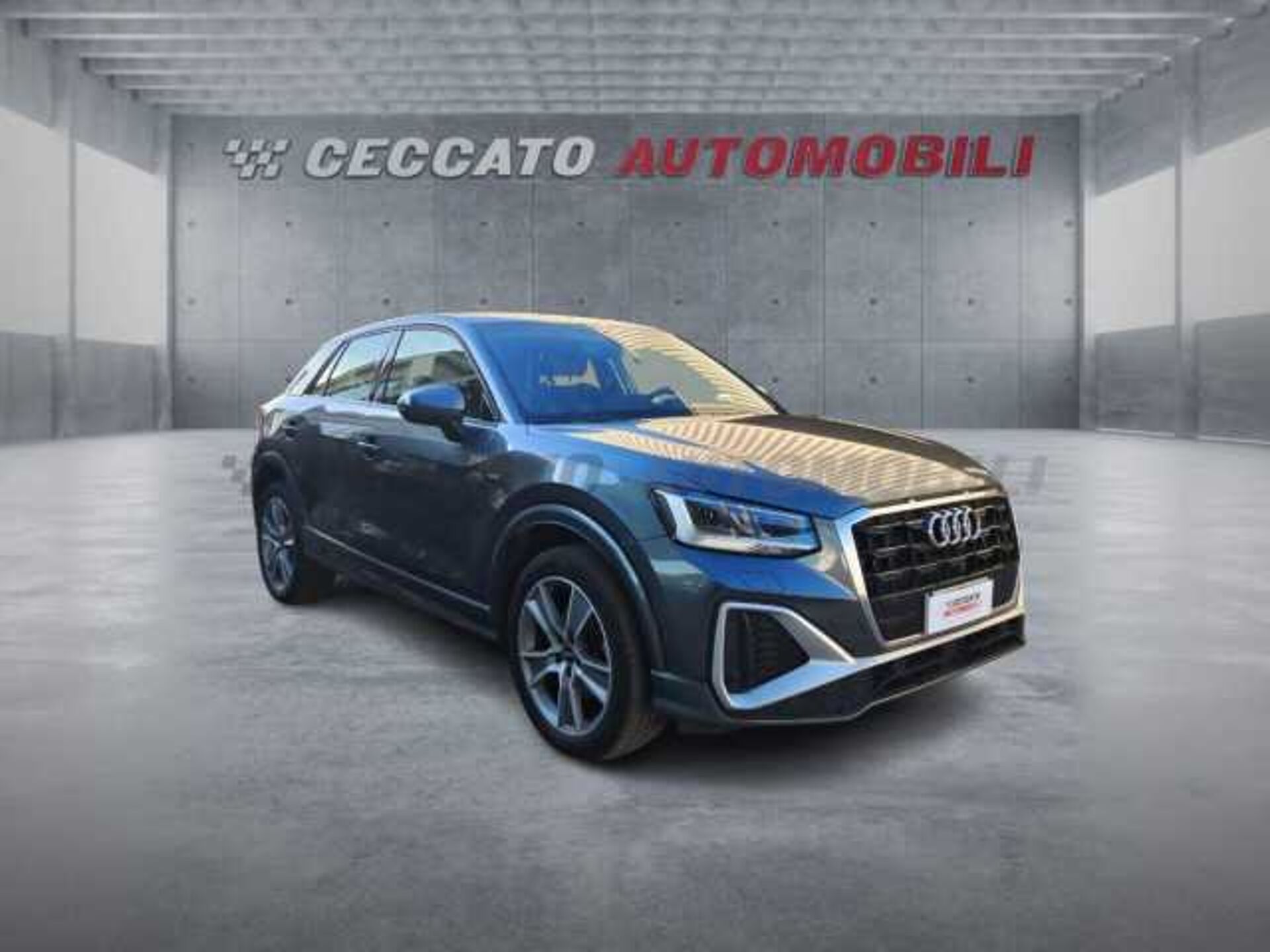 Audi Q2 2.0l - grey