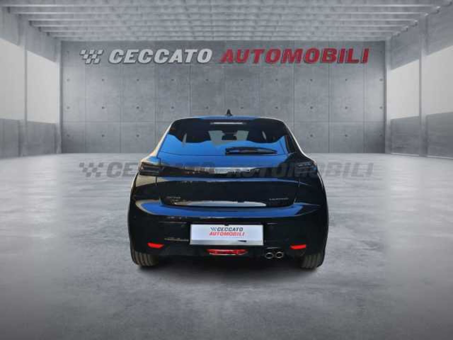 Peugeot 208 1.2l - black