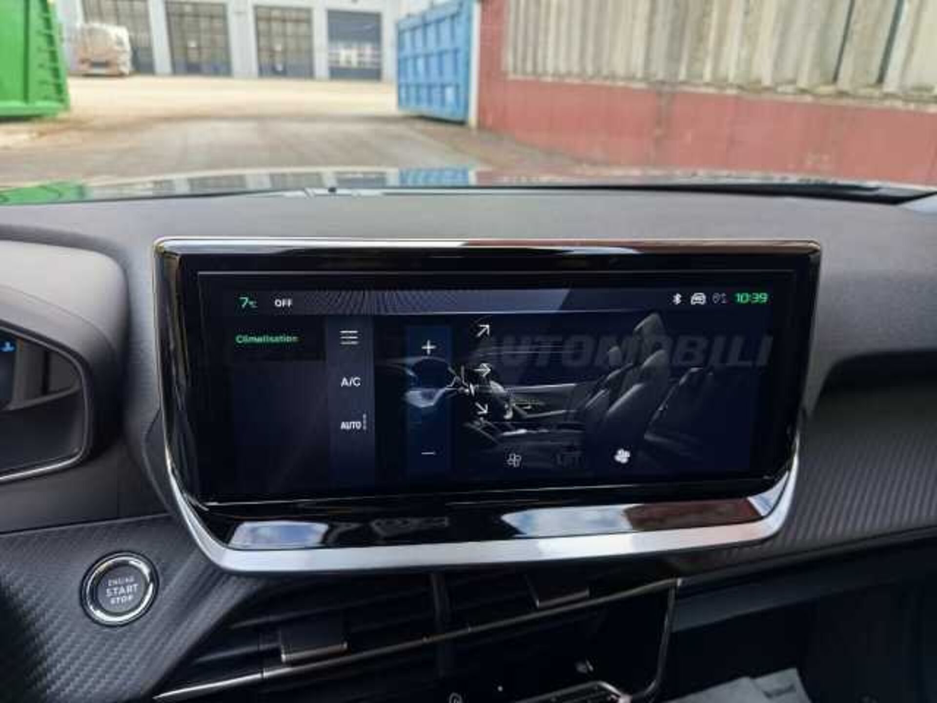 Peugeot 2008 1.2l - grey