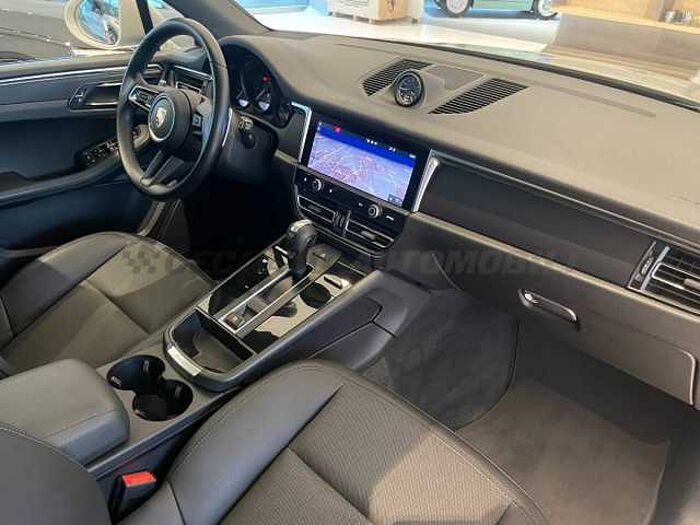 Porsche Macan 2l