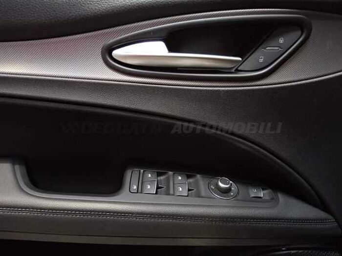 Alfa Romeo Stelvio 2.1l