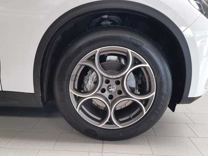 Alfa Romeo Stelvio 2.1l