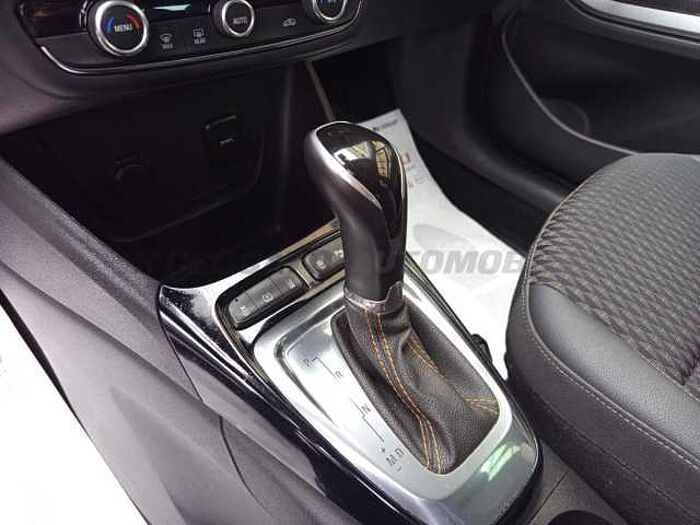 Opel Crossland X 1.2l