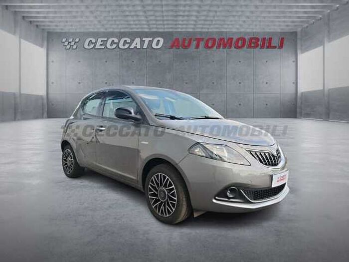 Lancia Ypsilon 1l