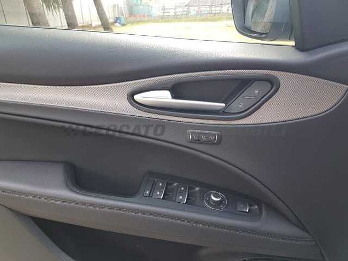 Alfa Romeo Stelvio 2.1l